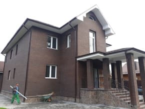 Каркас дома на участке