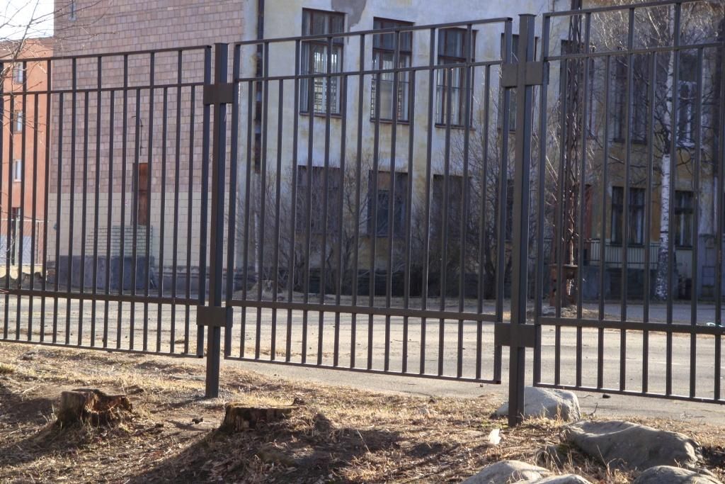 Металлический забор в Петрозаводске